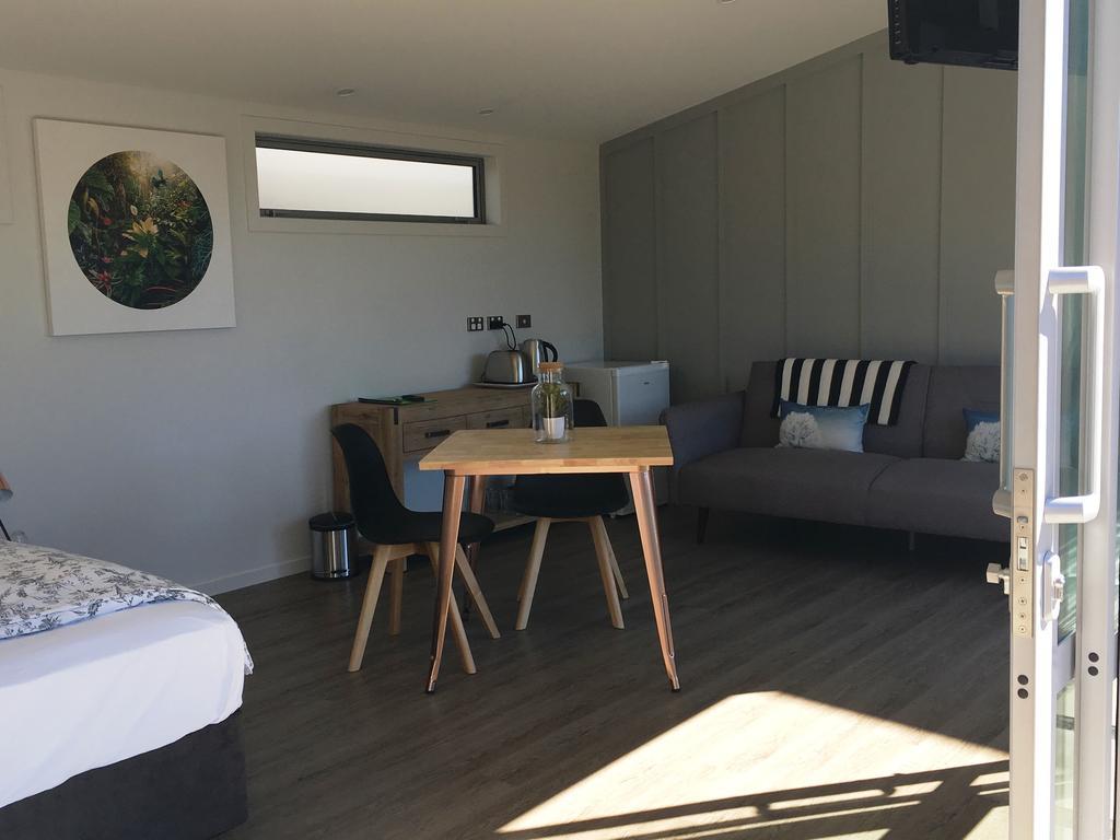 Kohimarama Beach Bed & Breakfast - Style And Privacy In Superb Location โอ๊คแลนด์ ภายนอก รูปภาพ